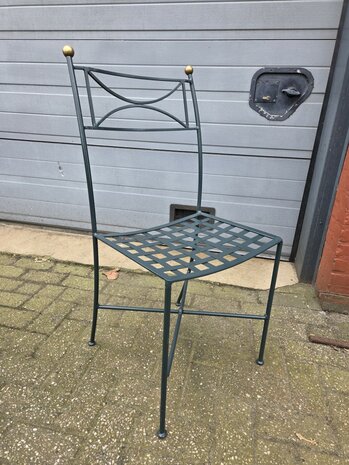 Smeedijzeren-tuinset-bistroset-tuintafel-met-stoelen-Buintentafel