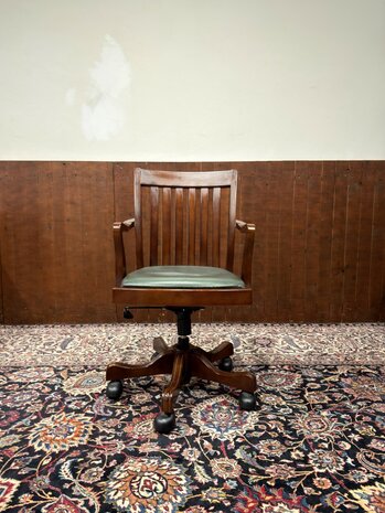Klassiek-Antiek-Oud-Chesterfield-Engels-Vintage-Bureaustoel-Stoel-President-Chair