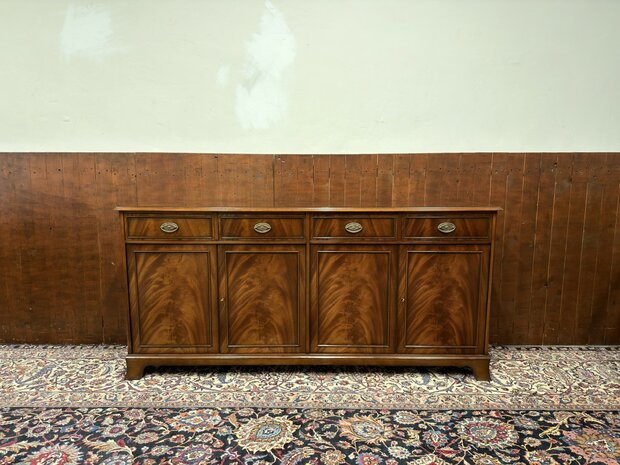 Klassiek-Antiek-Oud-Engels-Chesterfield-Set-Vintage-Heldense-Exclusive-Kantoorkast-Kantoor-Kast-Dressoir