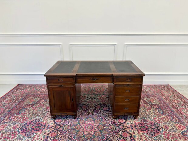 Klassiek-Engels-Oud-Antiek-Vintage-Chesterfield-Mahonie-Bureau-Desk-Zwart-Leder