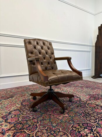 Klassiek-Antiek-Engels-Vintage-Chesterfield-Bureaustoel-President-Chair-Bruin-Leder