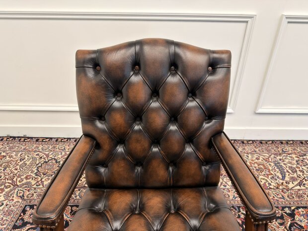 Klassiek-Engels-Antiek-Oud-Chesterfield-Vintage-Bureaustoel-President-Chair-Oxblood-Bruin-Leder