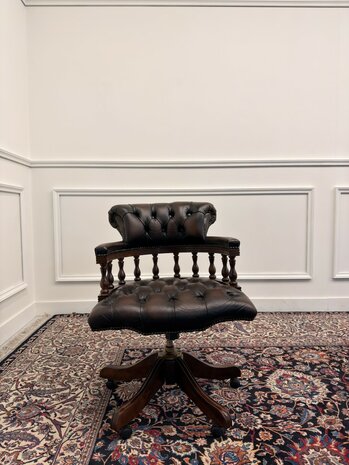 Klassiek-Engels-Antiek-Oud-Chesterfield-Vintage-Bureaustoel-President-Chair-Oxblood-Rood-Leder