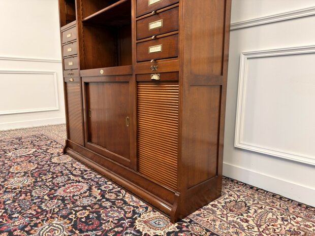 Klassiek-Italiaans-Antiek-Oud-Vintage-Assi-D'asolo-Boekenkast-Bibliotheekkast-Kast