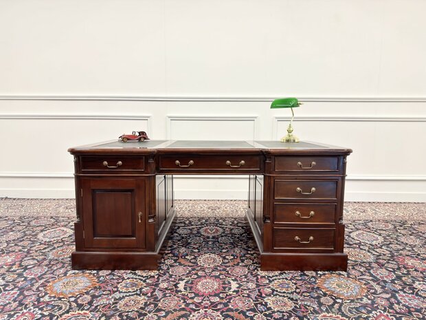 Klassiek-Engels-Antiek-Oud-Vintage-Chesterfield-Bureau-Desk-Partnerdesk-met-Groen-Leder