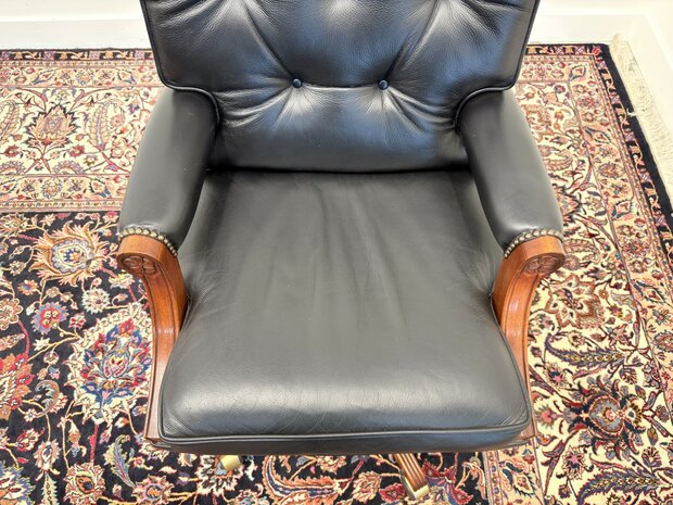 Klassiek-Engels-Vintage-Antiek-Oud-Chesterfield-Bureaustoel-President-Chair-Zwart-Leder