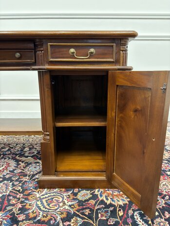 Klassiek-Engels-Antiek-Oud-Vintage-Chesterfield-Bureau-Desk-Zwart-Leder