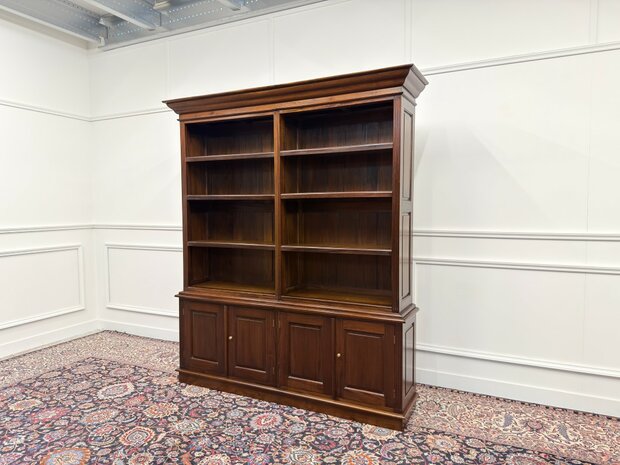 Klassiek-Engels-Antiek-Oud-Mahoniehout-Vintage-Chesterfield-Boekenkast-Kast