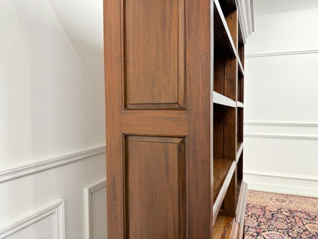 Klassiek-Engels-Antiek-Oud-Mahoniehout-Vintage-Chesterfield-Boekenkast-Kast