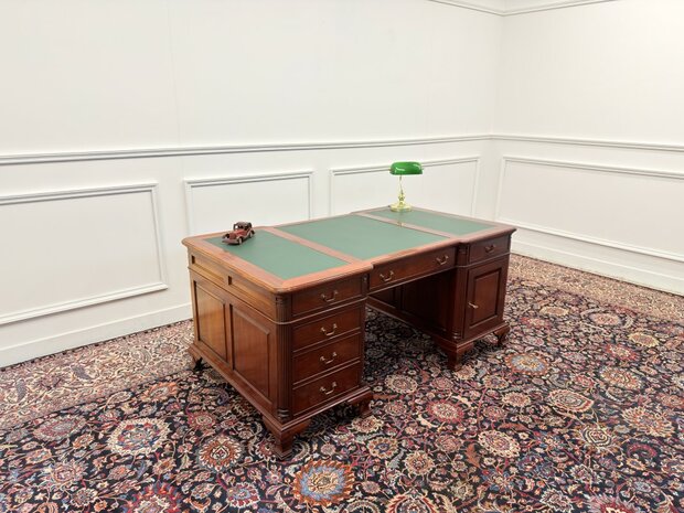 Klassiek-Engels-Antiek-Oud-Vintage-Chesterfield-Bureau-Desk-Partnerdesk-Groen-Leder-Ingelegd