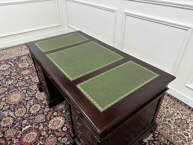 Klassiek-Engels-Antiek-Oud-Vintage-Chesterfield-Bureau-Desk-Groen-Leder-Ingelegd