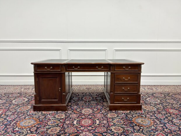 Klassiek-Engels-Oud-Antiek-Chesterfield-Vintage-Bureau-Desk-Partnerdesk-Groen-Leder