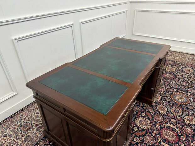 Klassiek-Engels-Oud-Antiek-Chesterfield-Vintage-Bureau-Desk-Partnerdesk-Groen-Leder