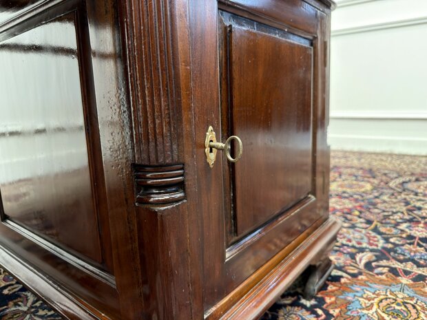 Klassiek-Antiek-Engels-Oud-Chesterfield-Bureau-Desk-Partnerdesk-Groen-Leder-Ingelegd
