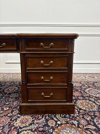 Klassiek-Antiek-Engels-Oud-Chesterfield-Bureau-Desk-Partnerdesk-Groen-Leder-Ingelegd