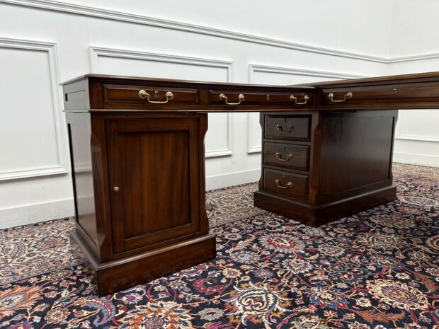 Klassiek-Antiek-Engels-Oud-Chesterfield-Originele-Globe-Wernicke-Bureau-Hoekbureau-Desk-Mahoniehout-Groen-Leder