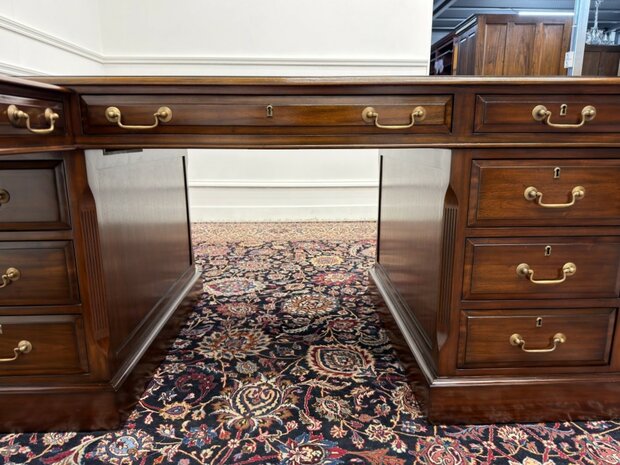 Klassiek-Antiek-Engels-Oud-Chesterfield-Originele-Globe-Wernicke-Bureau-Hoekbureau-Desk-Mahoniehout-Groen-Leder