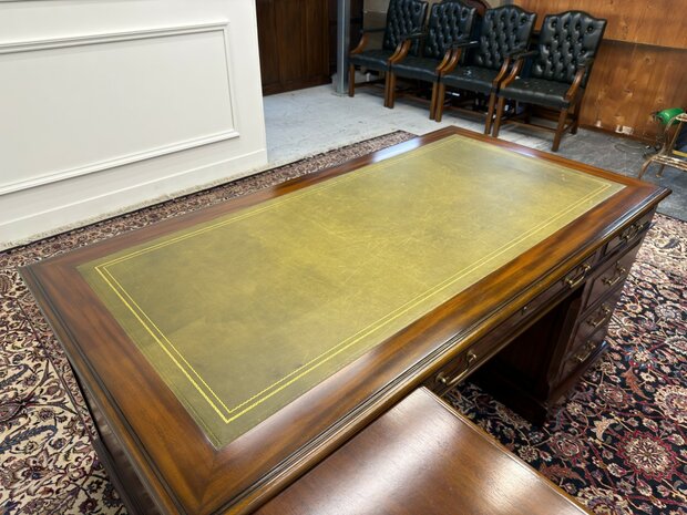 Klassiek-Antiek-Engels-Oud-Chesterfield-Originele-Globe-Wernicke-Bureau-Hoekbureau-Desk-Mahoniehout-Groen-Leder
