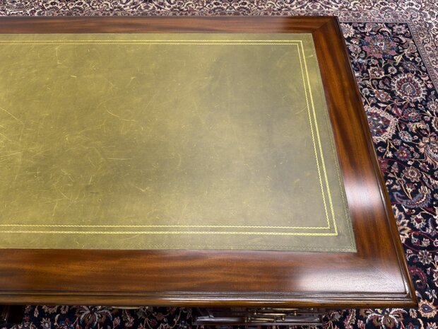 Klassiek-Antiek-Engels-Oud-Chesterfield-Originele-Globe-Wernicke-Bureau-Hoekbureau-Desk-Mahoniehout-Groen-Leder