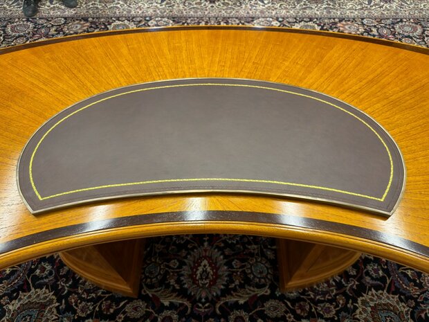 Klassiek-Antiek-Engels-Oud-Chesterfield-Art-Deco-Originele-Globe-Wernicke-Bureau-Desk-met-Bureaustoel-en-Bureaulegger