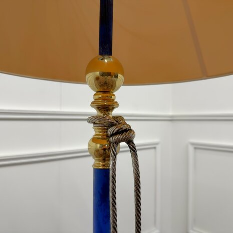 Pr.Gilt-Vloerlamp-Italiaanse-stijl-met-vergulde-afwerking-en-touwen-