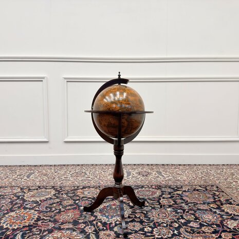 Klassiek-Engels-Italiaans--Antiek-Oud-Chesterfield-Globe-Barglobe-Vloermodel