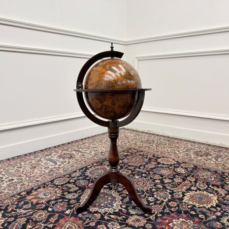 Klassiek-Engels-Italiaans--Antiek-Oud-Chesterfield-Globe-Barglobe-Vloermodel