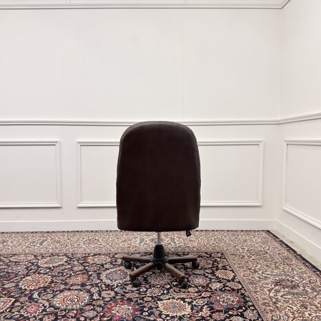 Klassiek-Antiek-Engels-Oud-Chesterfield-Bureaustoel-Desk-President-Chair-Bruin-Leder