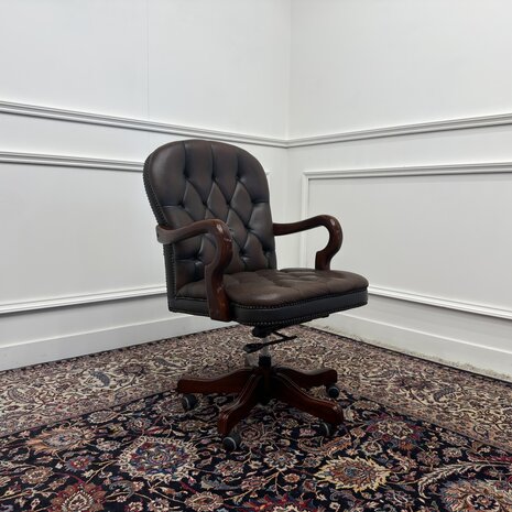 Klassiek-Antiek-Engels-Oud-Chesterfield-Bureaustoel-Desk-President-Chair-Bruin-Leder