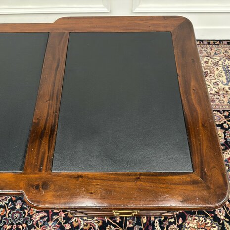 Klassiek-Antiek-Engels-Oud-Chesterfield-Bureau-Desk-Zwart-Leder