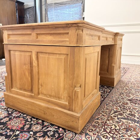Klassiek-Antiek-Engels-Oud-Chesterfield-Teakhouten-Teak-Bureau-Bruin-Leder