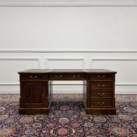 Klassiek-Engels-Oud-Antiek-Vintage-Chesterfield-Bureau-Desk-Groen-Leder