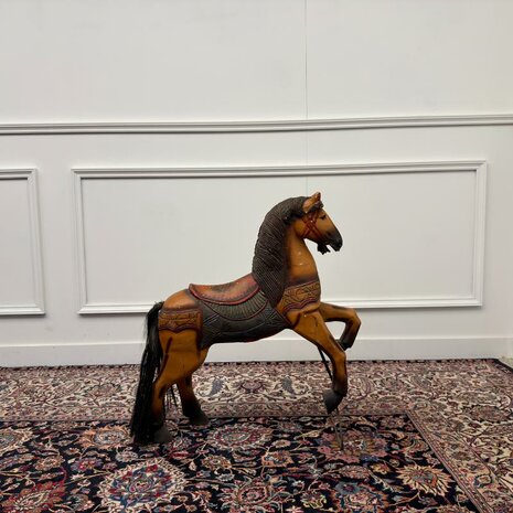 Klassiek-Oud-Antiek-Vintage-Kermis-Draaimolen-Paard-4