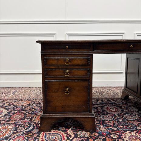 Klassiek-Antiek-Engels-Oud-Vintage-Chesterfield-RAC-Royal-Antique-Collection-Bureau-Desk-Groen-Leder