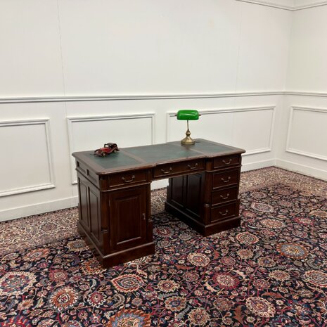 Klassiek-Antiek-Engels-Oud-Vintage-Chesterfield-Bureau-Desk-Groen-Leder