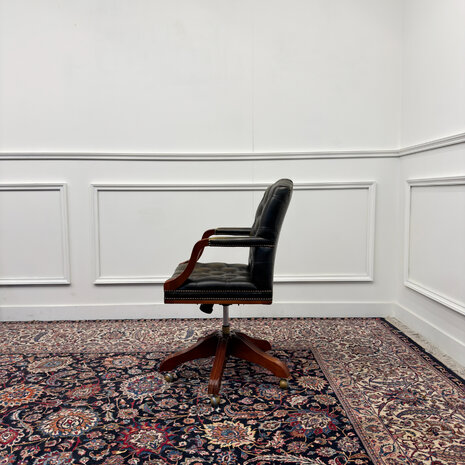 Klassiek-Engels-Antiek-Oud-Vintage-Chesterfield-Bureaustoel-President-Chair-Olijf-Groen-Leder
