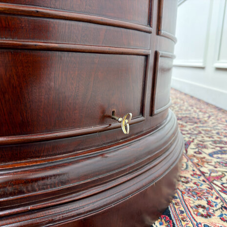 Klassiek-Engels-Antiek-Oud-Vintage-Chesterfield-Groot-Ovaal-Bureau-Desk