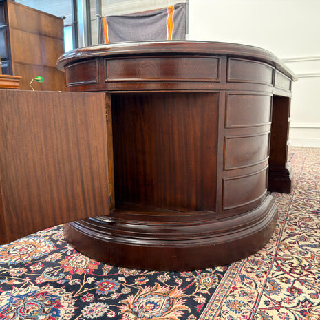 Klassiek-Engels-Antiek-Oud-Vintage-Chesterfield-Groot-Ovaal-Bureau-Desk