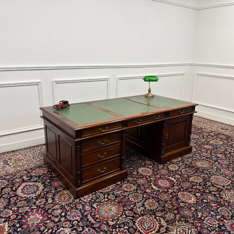 Klassiek-Engels-Antiek-Oud-Vintage-Chesterfield-Groot-Bureau-Desk-Groen-Leder