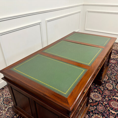 Klassiek-Engels-Antiek-Oud-Vintage-Chesterfield-Groot-Bureau-Desk-Groen-Leder