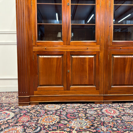 Klassiek-Engels-Antiek-Oud-Vintage-Chesterfield-Boekenkast-Bibliotheekkast-Kast
