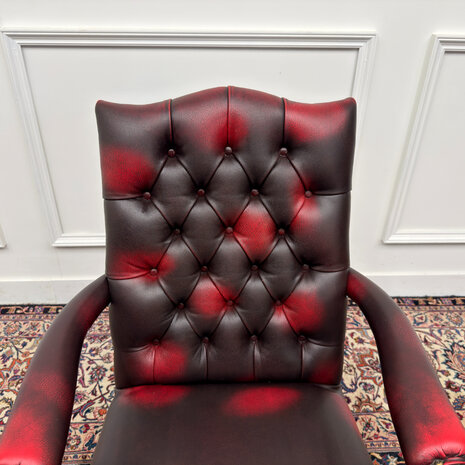 Klassiek-Engels-Antiek-Vintage-Chesterfield-Bureaustoel-President-Chair-Oxblood-Rood-Leder
