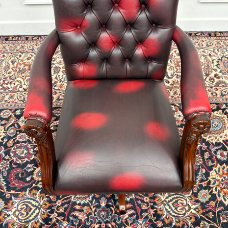Klassiek-Engels-Antiek-Vintage-Chesterfield-Bureaustoel-President-Chair-Oxblood-Rood-Leder