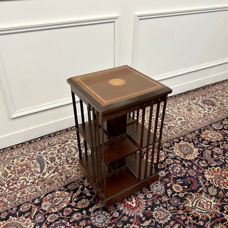 Klassiek-Engels-Antiek-Oud-Vintage-Chesterfield-Boekenmolen
