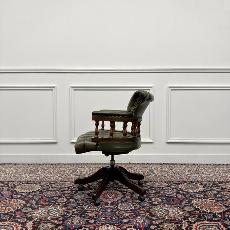 Klassiek-Engels-Antiek-Oud-Vintage-Chesterfield-Bureaustoel-Captain-Chair-Groen-Leder