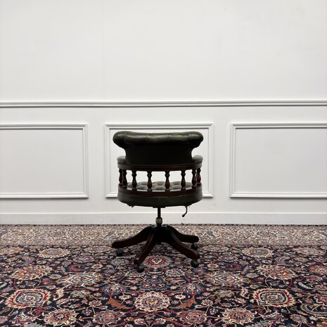 Klassiek-Engels-Antiek-Oud-Vintage-Chesterfield-Bureaustoel-Captain-Chair-Groen-Leder