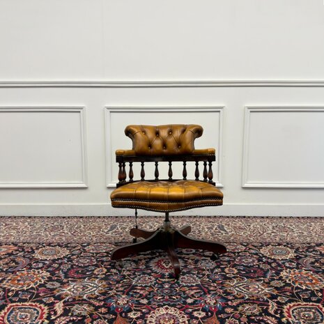 Klassiek-Engels-Antiek-Oud-Vintage-Chesterfiel-Bureaustoel-Captain-Chair-2