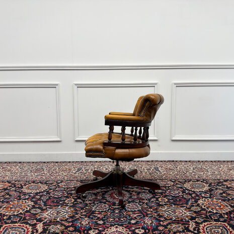 Klassiek-Engels-Antiek-Oud-Vintage-Chesterfiel-Bureaustoel-Captain-Chair-3