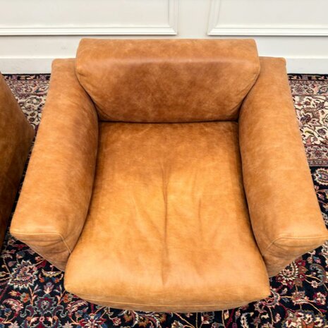 Frigerio-Cooper-lederen-fauteuils-Design-bruin-8