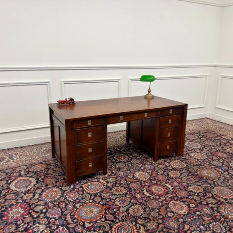 Klassiek-Engels-Antiek-Oud-Vintage-Chesterfield-Bureau-Desk-Eichholtz-Eikenhout-1